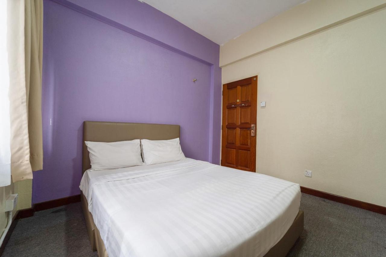 Готель Spot On 89645 Ong'S Court Джорджтаун Екстер'єр фото