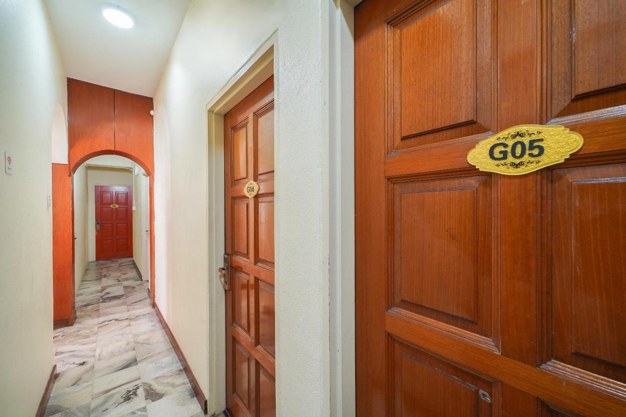 Готель Spot On 89645 Ong'S Court Джорджтаун Екстер'єр фото