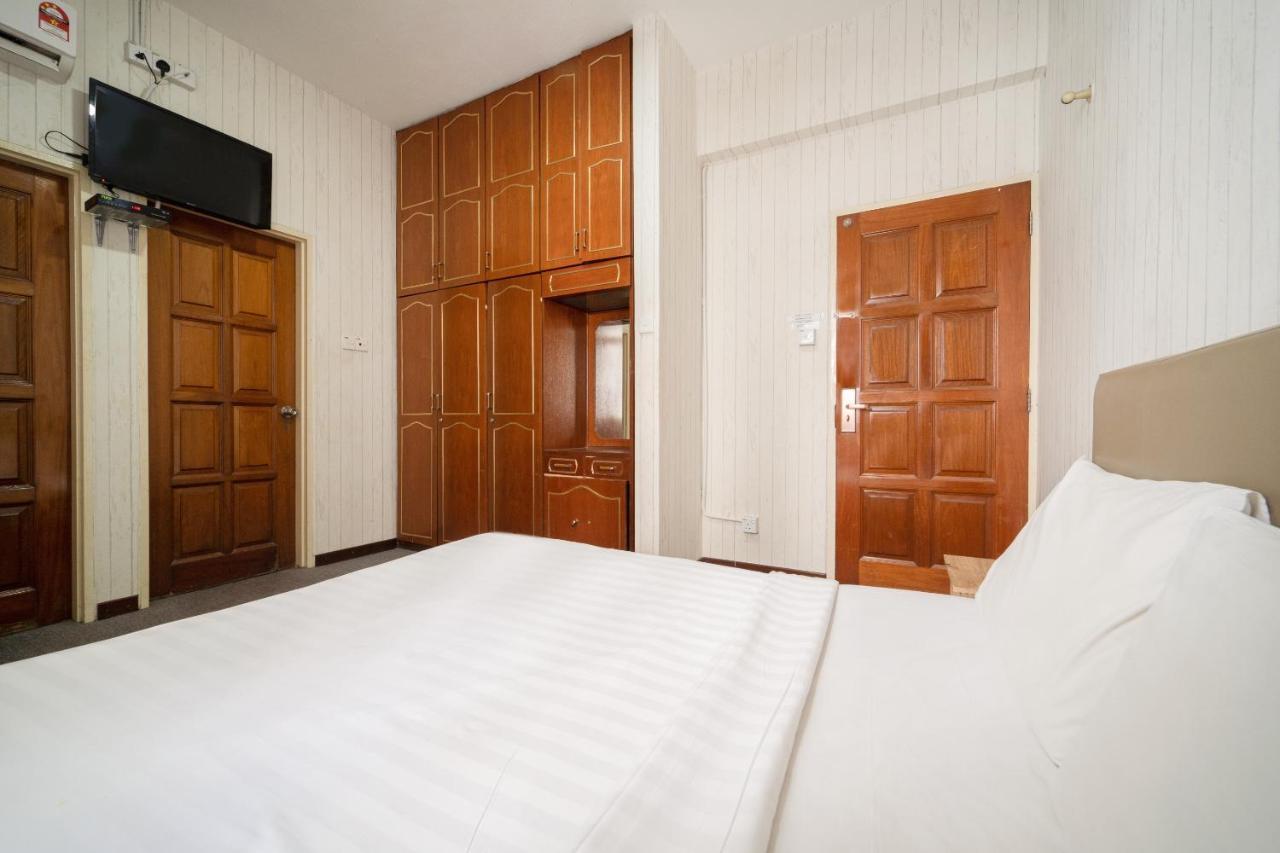 Готель Spot On 89645 Ong'S Court Джорджтаун Екстер'єр фото